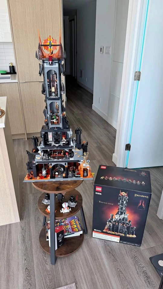 Lord of the Rings LEGO with box