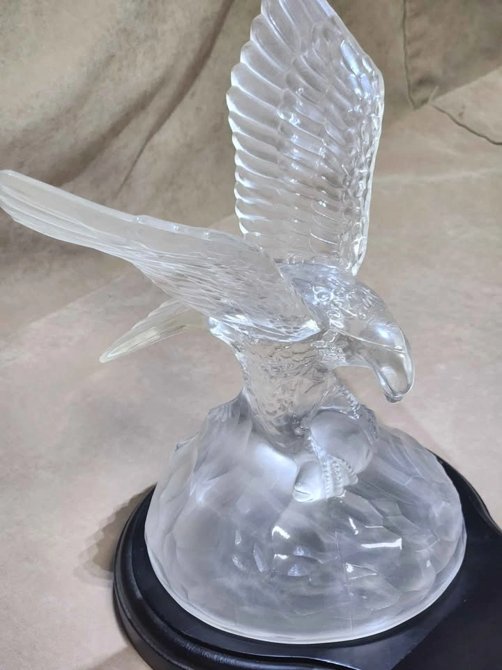 Large 8" Frosted Glass Eagle on Solid Wood Base - photo 5