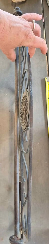 Vintage Wrought Iron Decorative Towel Bar - photo 4
