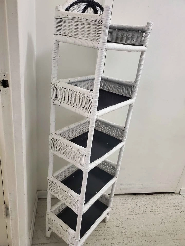 White Wicker 5-Tier Shelf - photo 3