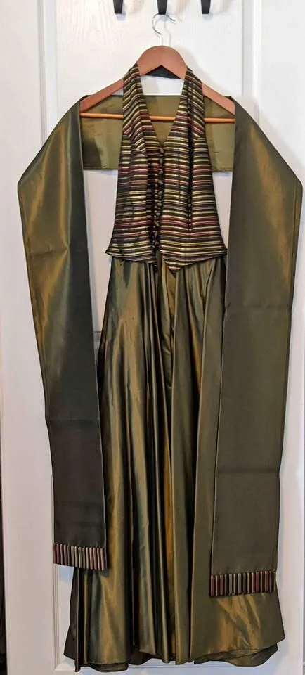Formal Dress/Gown thumbnail