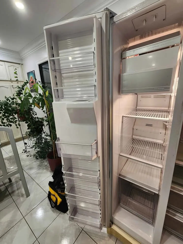 Amana White Fridge image indicator(4)