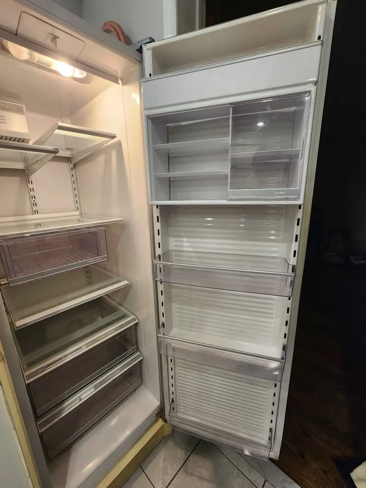 Amana White Fridge image indicator(6)