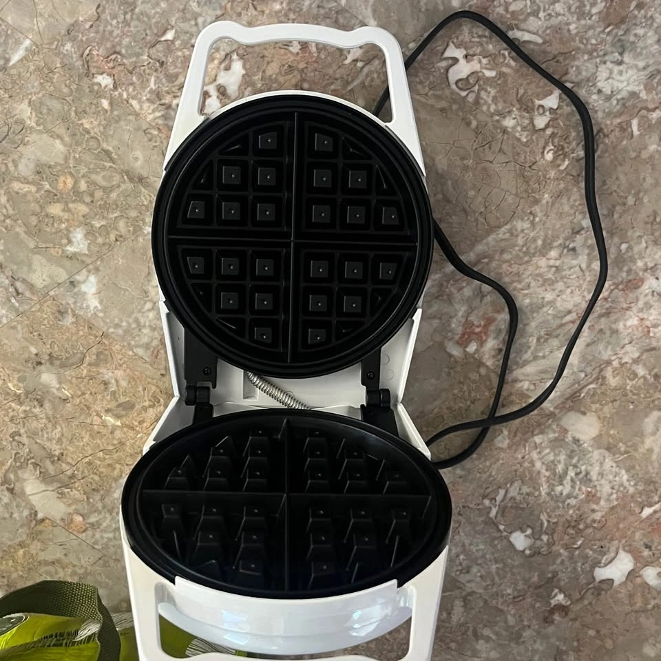 Philips Waffle Maker BRAND NEW - photo 2