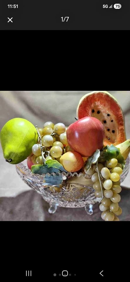 Vintage Elegant Glass Centerpiece – Includes Decorative Fruit