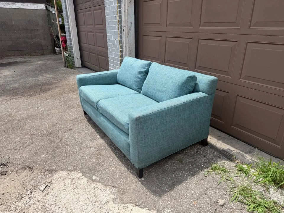 Modern Teal Loveseat – Clean, Comfortable, Great Condition - photo 4