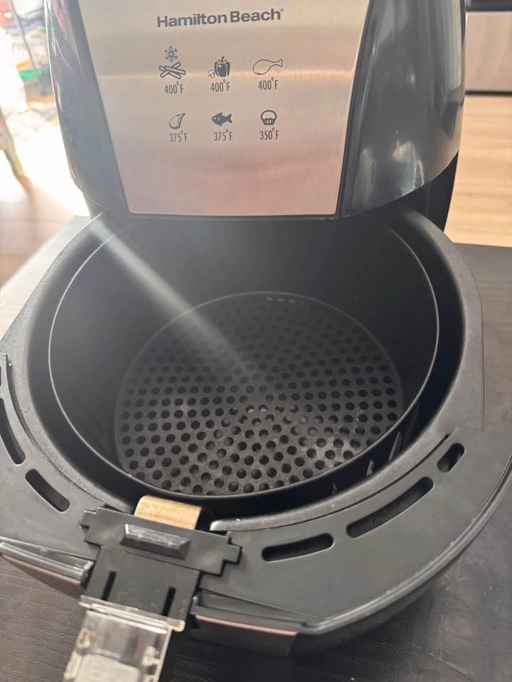 Hamilton Beach Touch Basket Air Fryer - photo 2