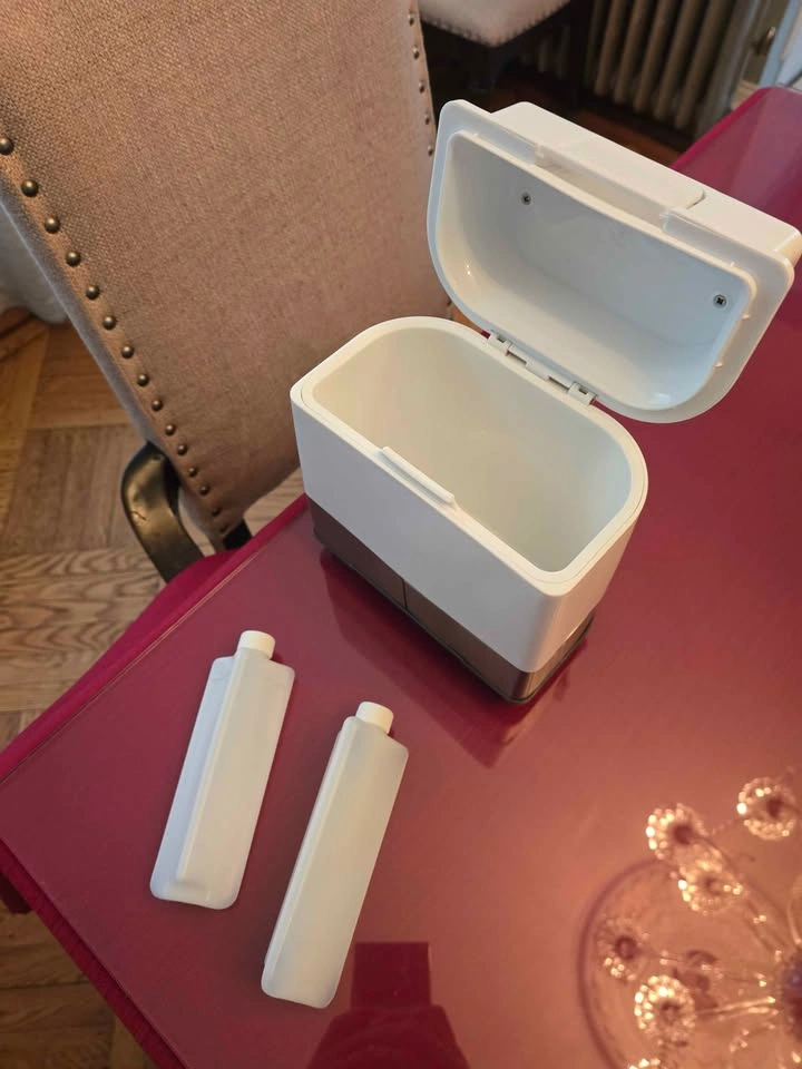 Small Portable Personal Cooler with Ice Packs - photo 3