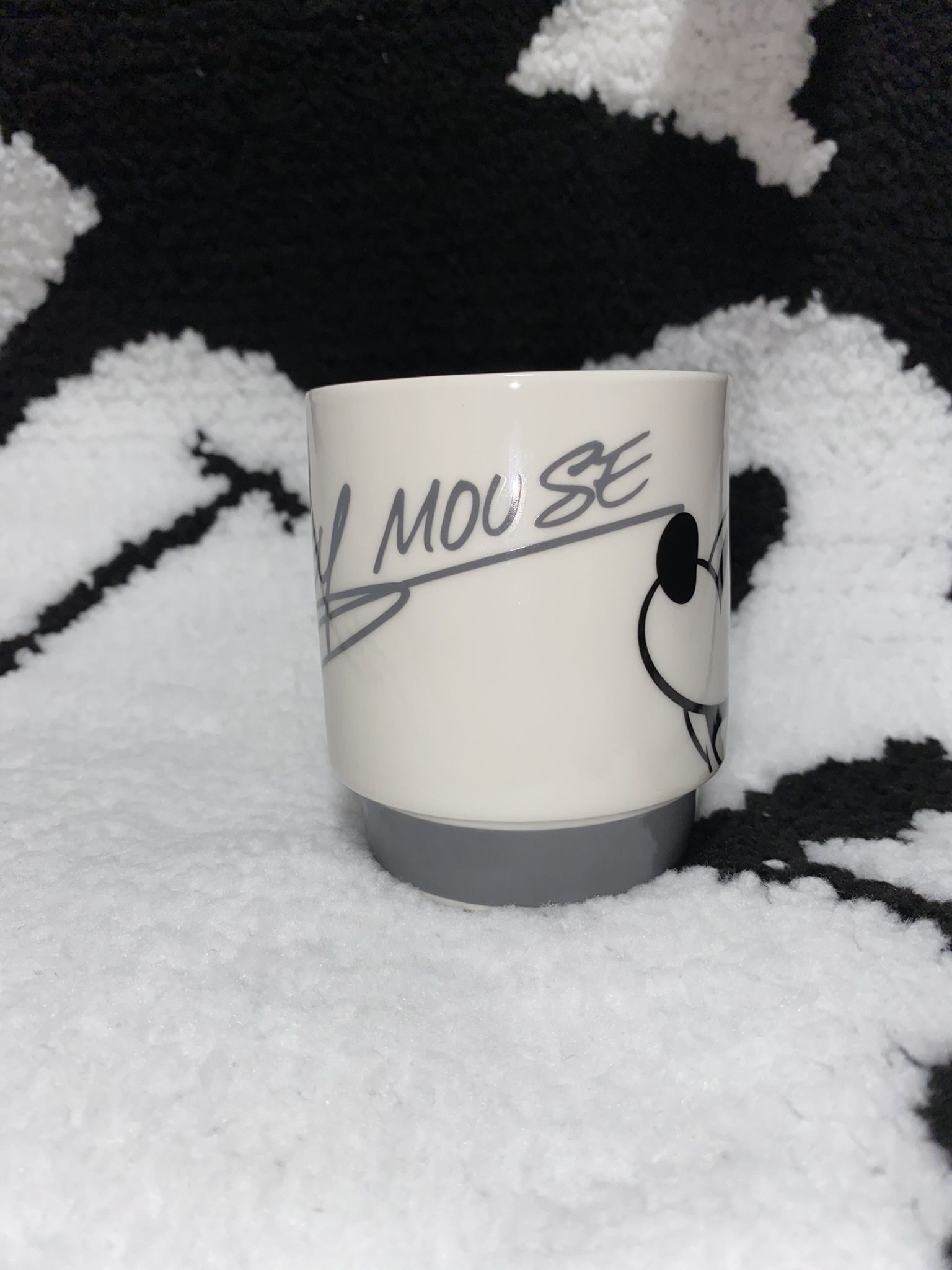 Disney Mickey Mouse Mug - photo 2