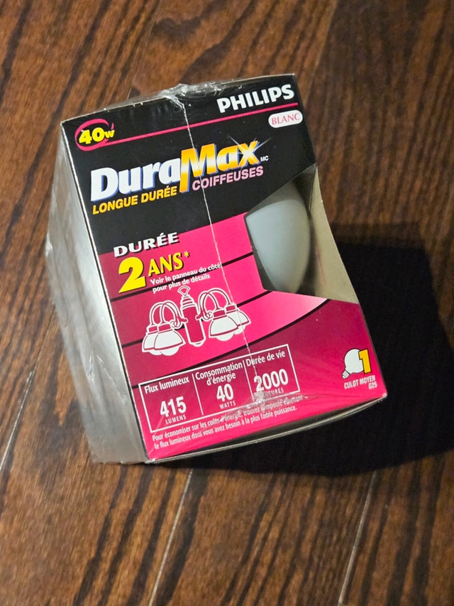 Light Bulbs 40W G25 (UNOPENED 3 pack) - photo 2