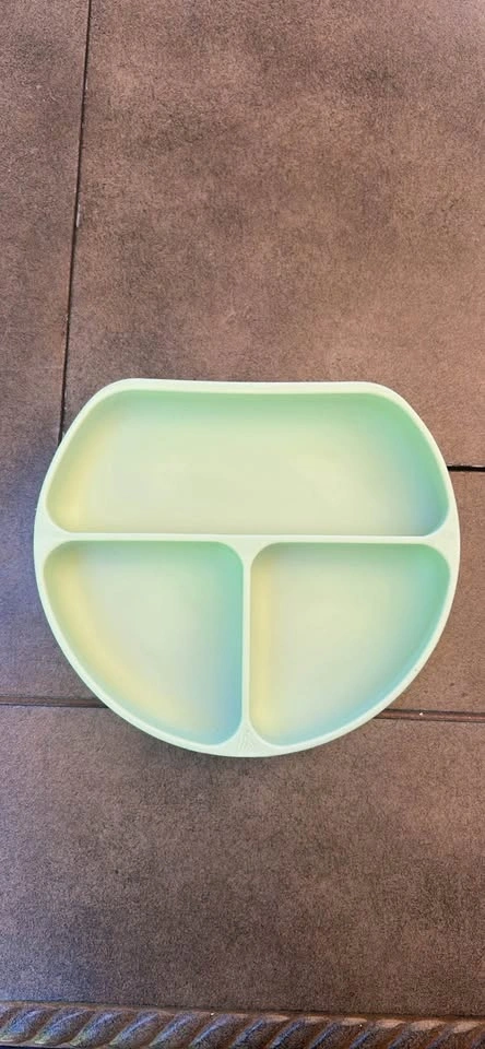 Brand new 2 box set of Baby silicone spoons and dish - photo 4