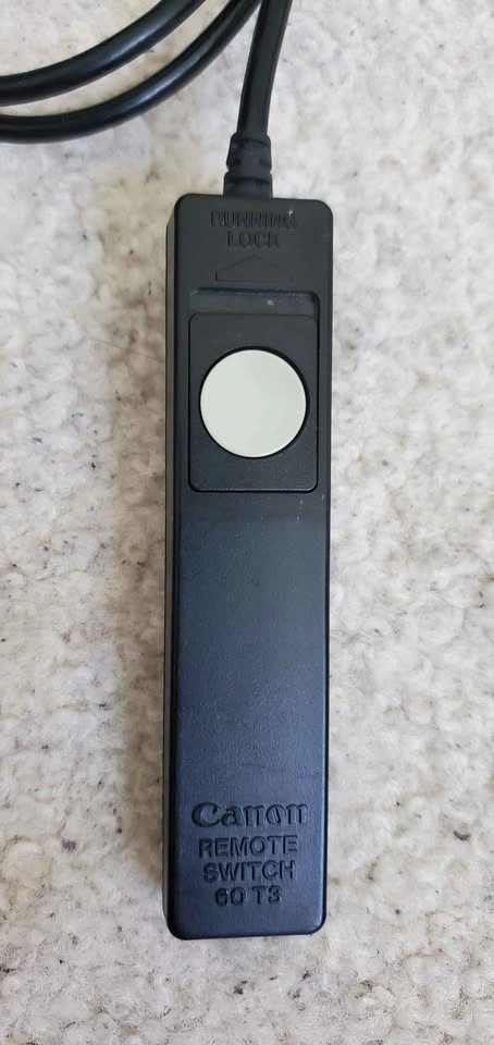 Canon Speedlite 200E Flash and Canon Remote Switch 60 T3 - photo 5