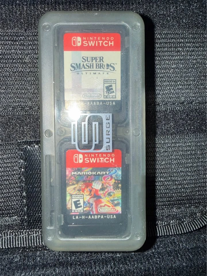 Nintendo Switch With 2 games and 4 Joy cons - photo 3
