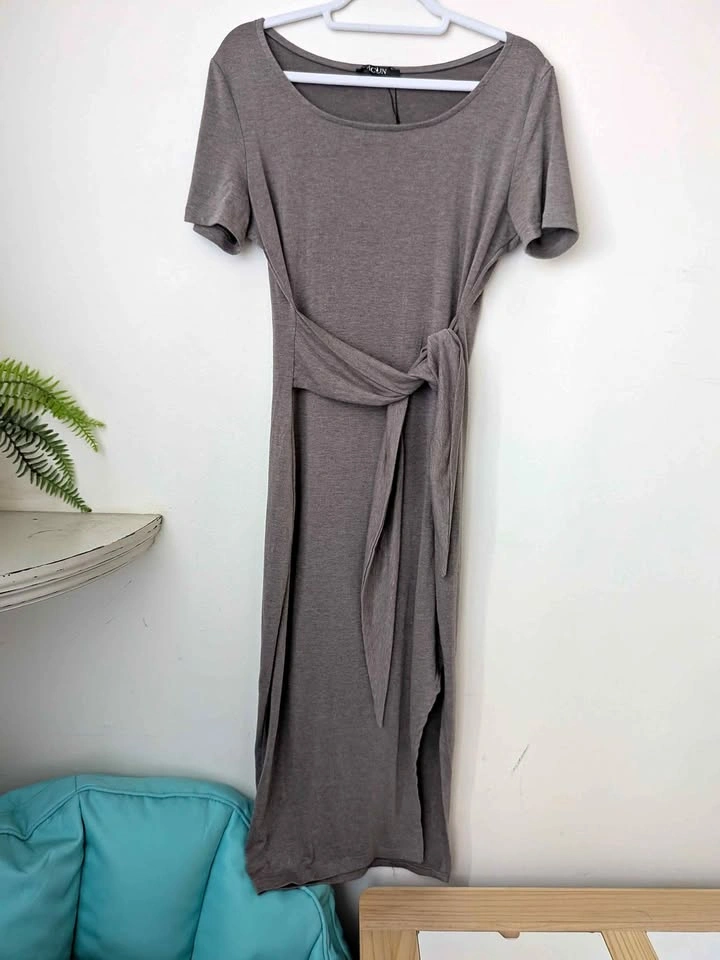 Yacun (L) Dress