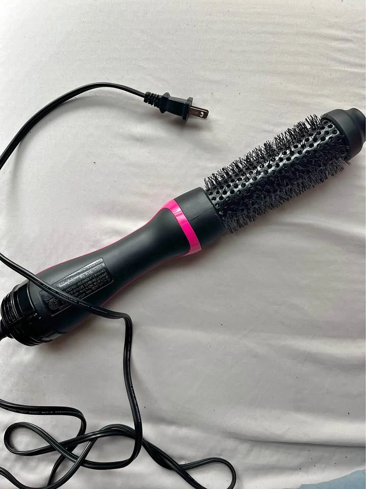 Revlon One-Step Root Booster Round Brush Dryer & Styler