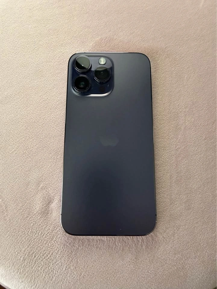 iPhone 14 Pro Max - photo 3