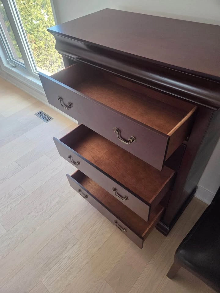 Solid Wood 4-Drawer Chest Dresser - photo 2