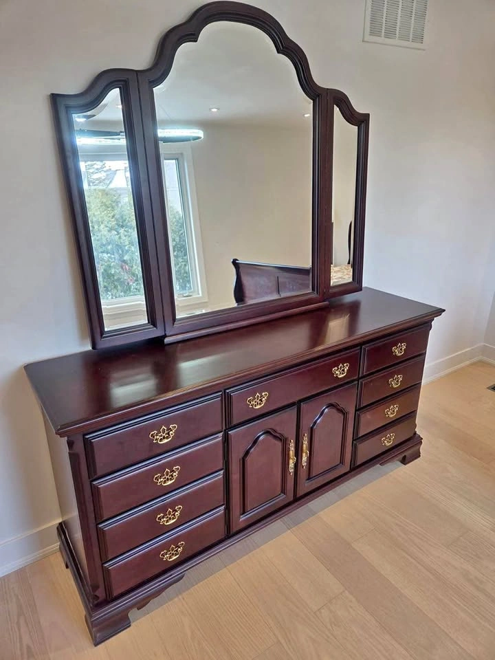 Solid Wood Dresser with Tri-Fold Mirror