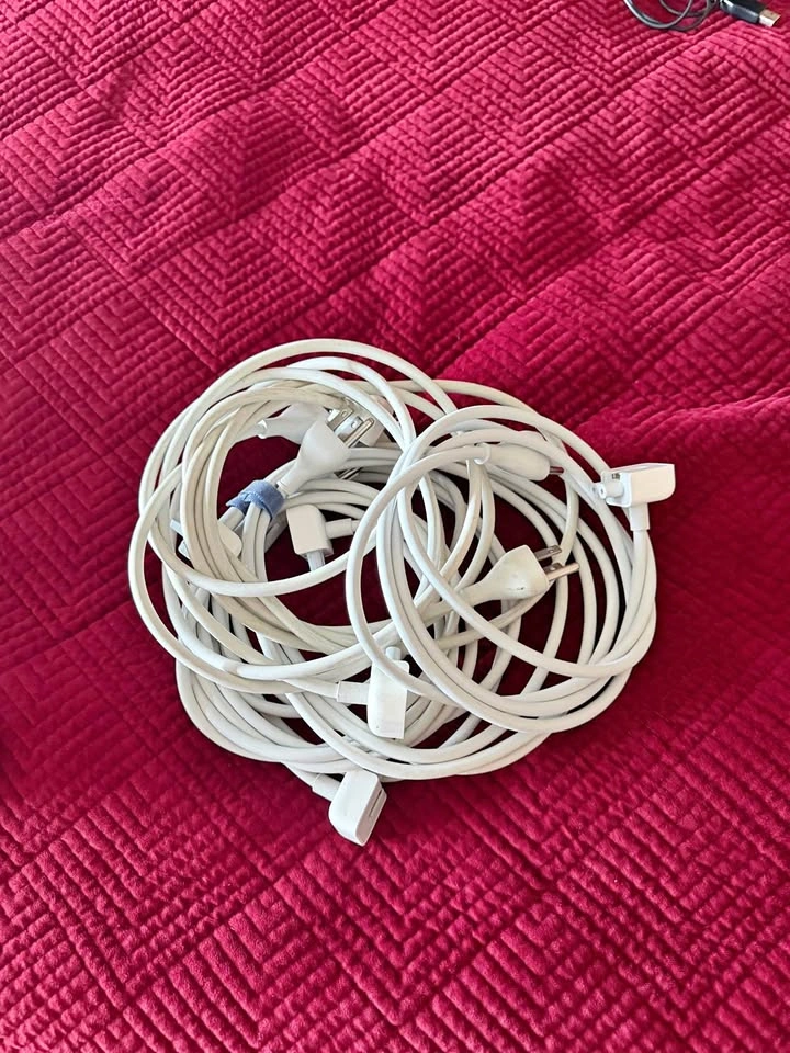 Genuine Apple Extension Cord Power Cable E62405SP
