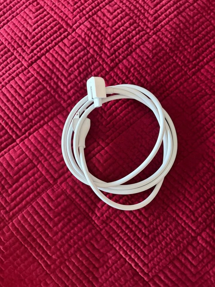 Genuine Apple Extension Cord Power Cable E62405SP - photo 2