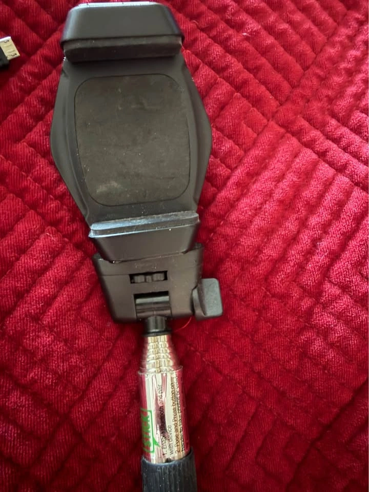 ReTrak wireless bluetooth Selfie Stick / Monopod Pole - photo 4