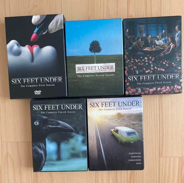 Six feet under- dvd complete set thumbnail