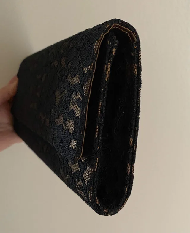 Lace black and gold clutch purse image indicator(5)