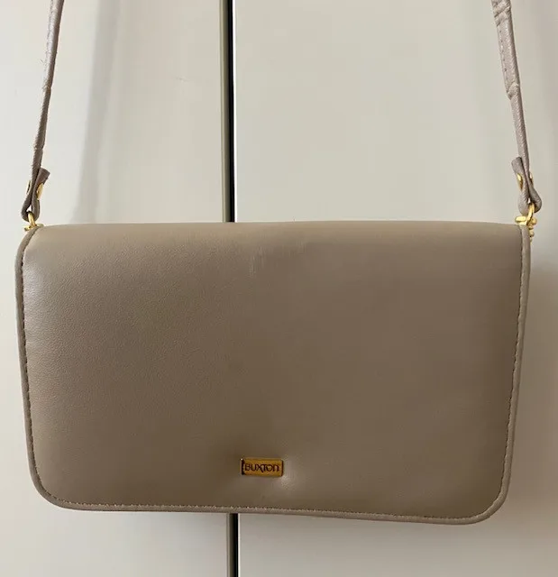 Buxton wallet/crossbody thumbnail