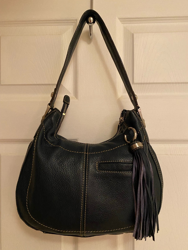 B Makowsky leather navy purse - photo 2