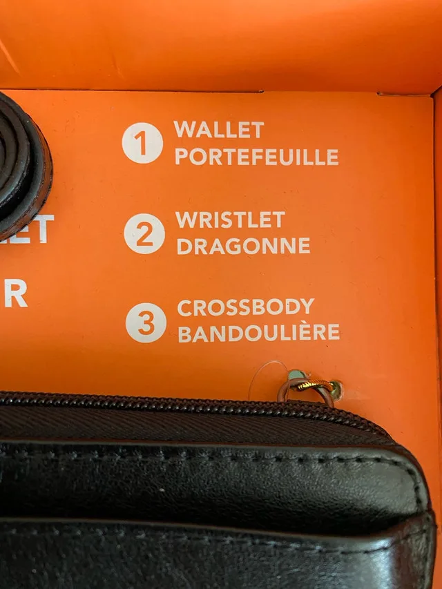 The Sak - new with tags— crossbody wallet wristlet image indicator(6)