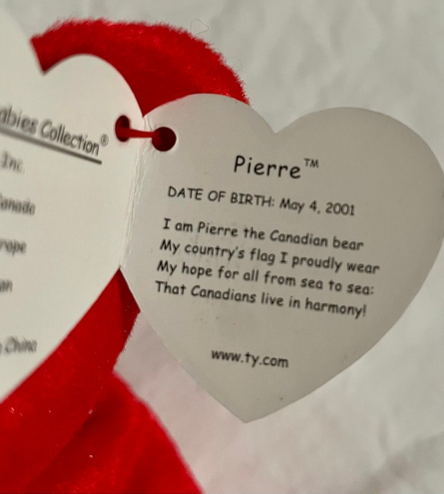 Pierre the Canadian Bear (2001 Retired Country Exclusive) - photo 2
