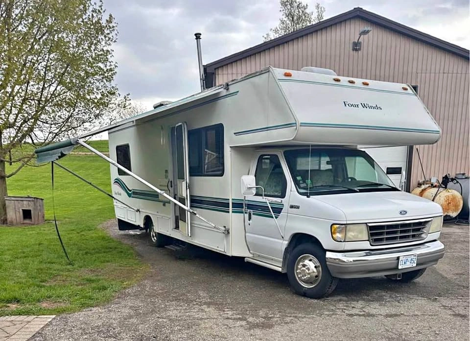 1996 Ford E350