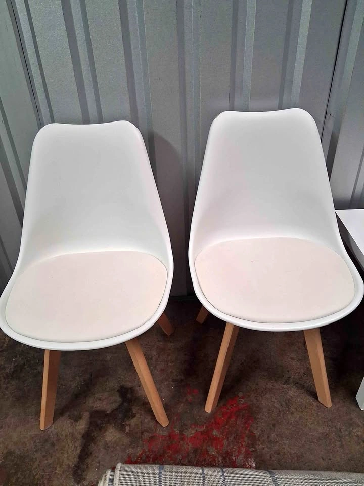 2 chairs