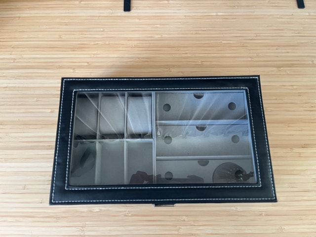 watch/sunglasses box - photo 2