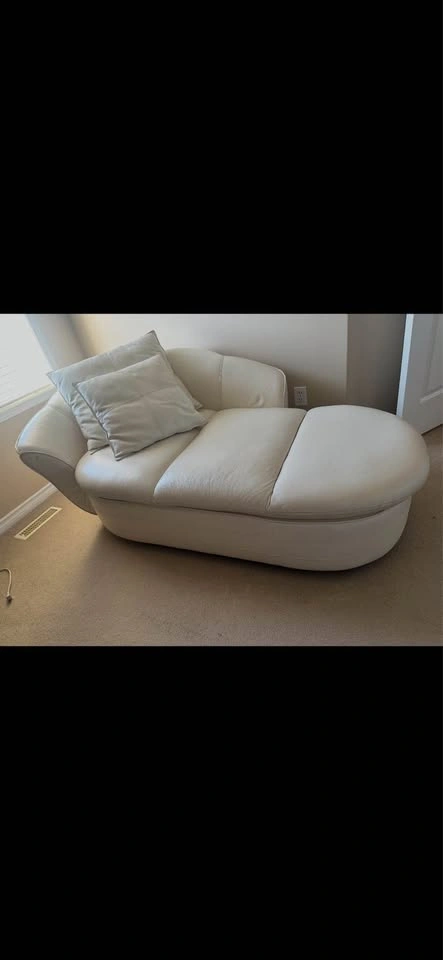 White chaise - photo 2