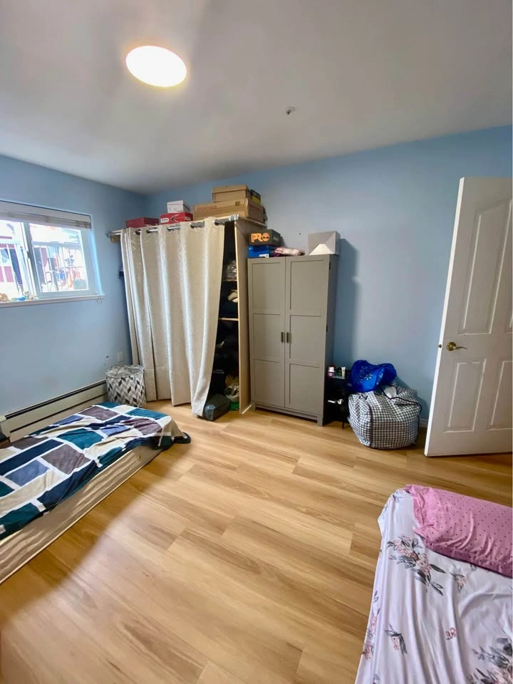 2 Beds 2 Baths - Apartment - photo 4