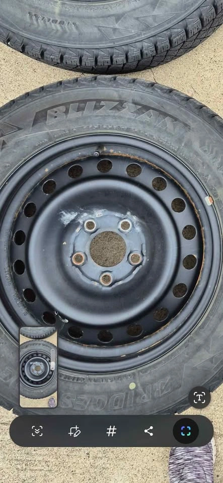 4 Bridgestone Blizzak Winter Tires With Rims - photo 5