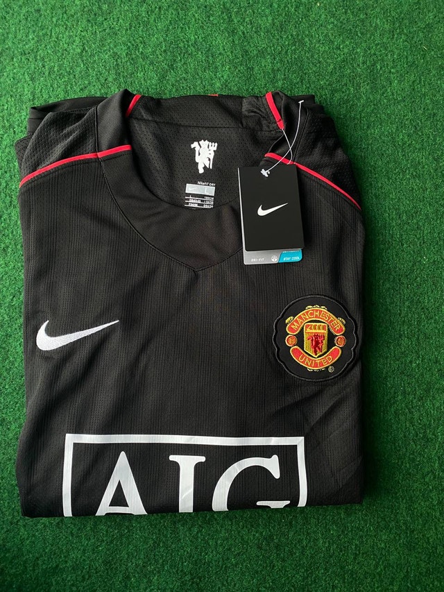 Brand New Manchester United 2007/2008 Retro CR7 Jersey