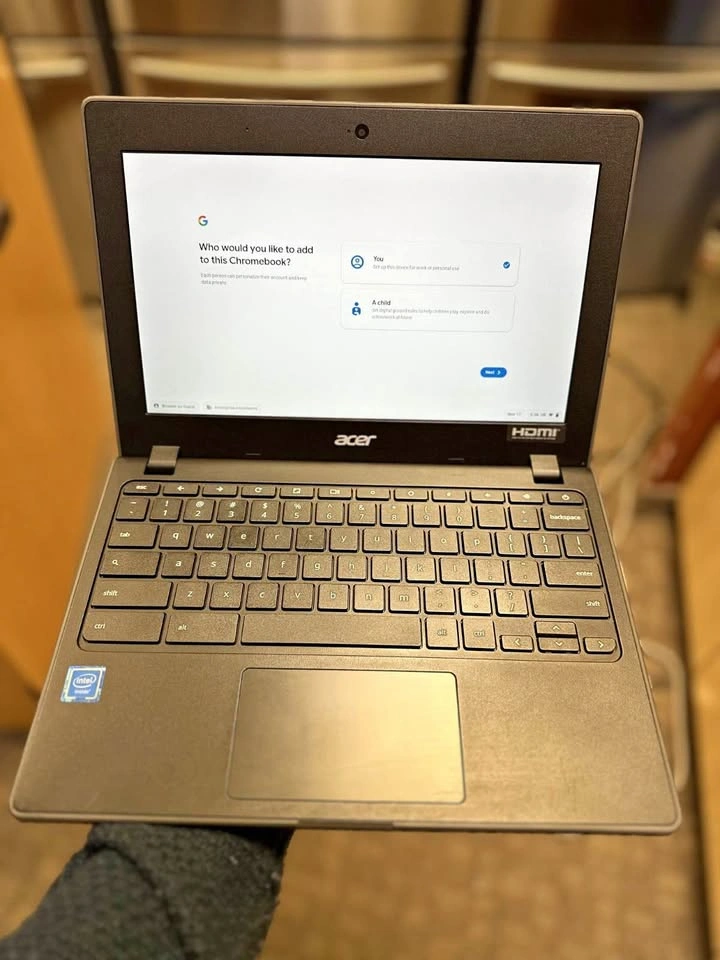 Acer Chromebook Touchscreen 11 with Charge