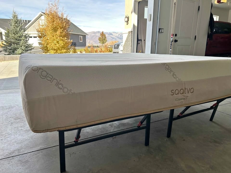 Saatva King Mattress