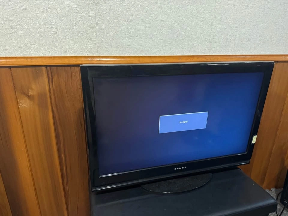 32 inch tv - photo 2