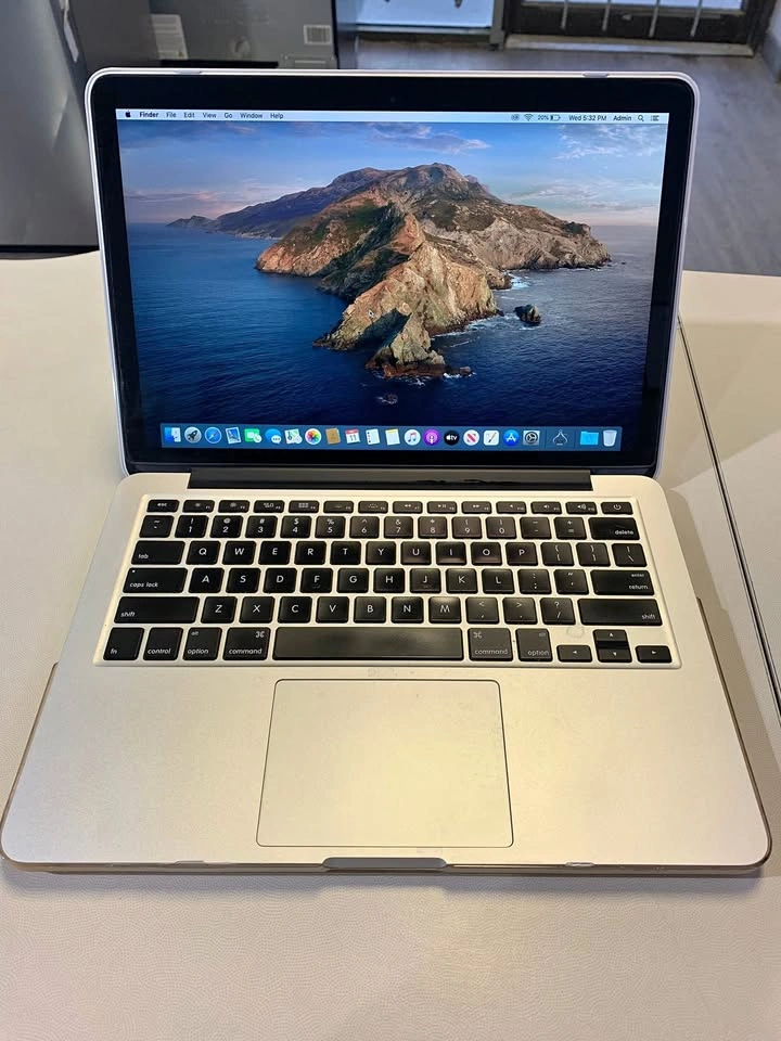 Macbook Pro (Retina, 13-inch, Late 2012) with Warranty