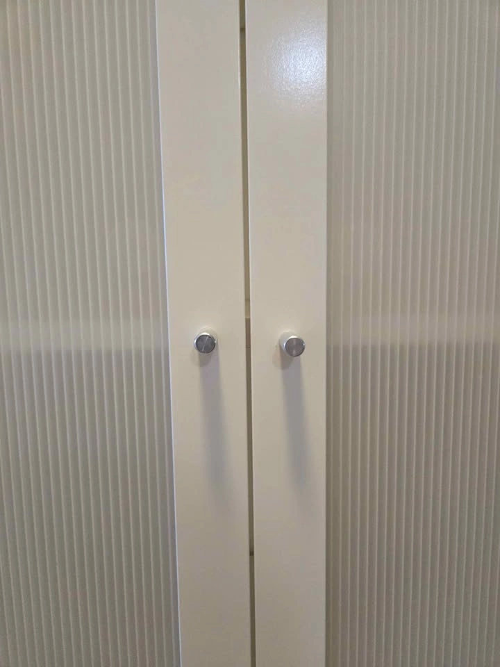 IKEA Billy Bookcase with Frosted Doors - photo 3