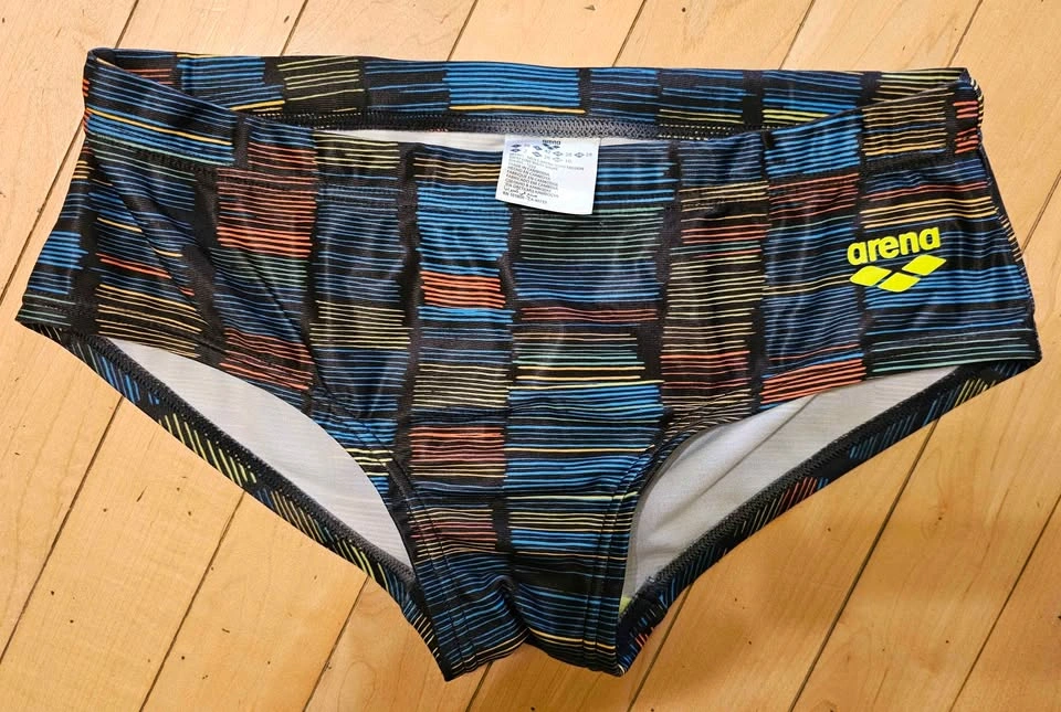 Professional Swim Trunks Bundle - Arena & Speedo (Sizes 26, 28, - photo 3