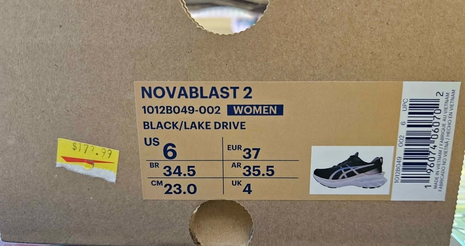 ASICS Novablast 2 Women's Running Shoes - Size 6 - photo 4