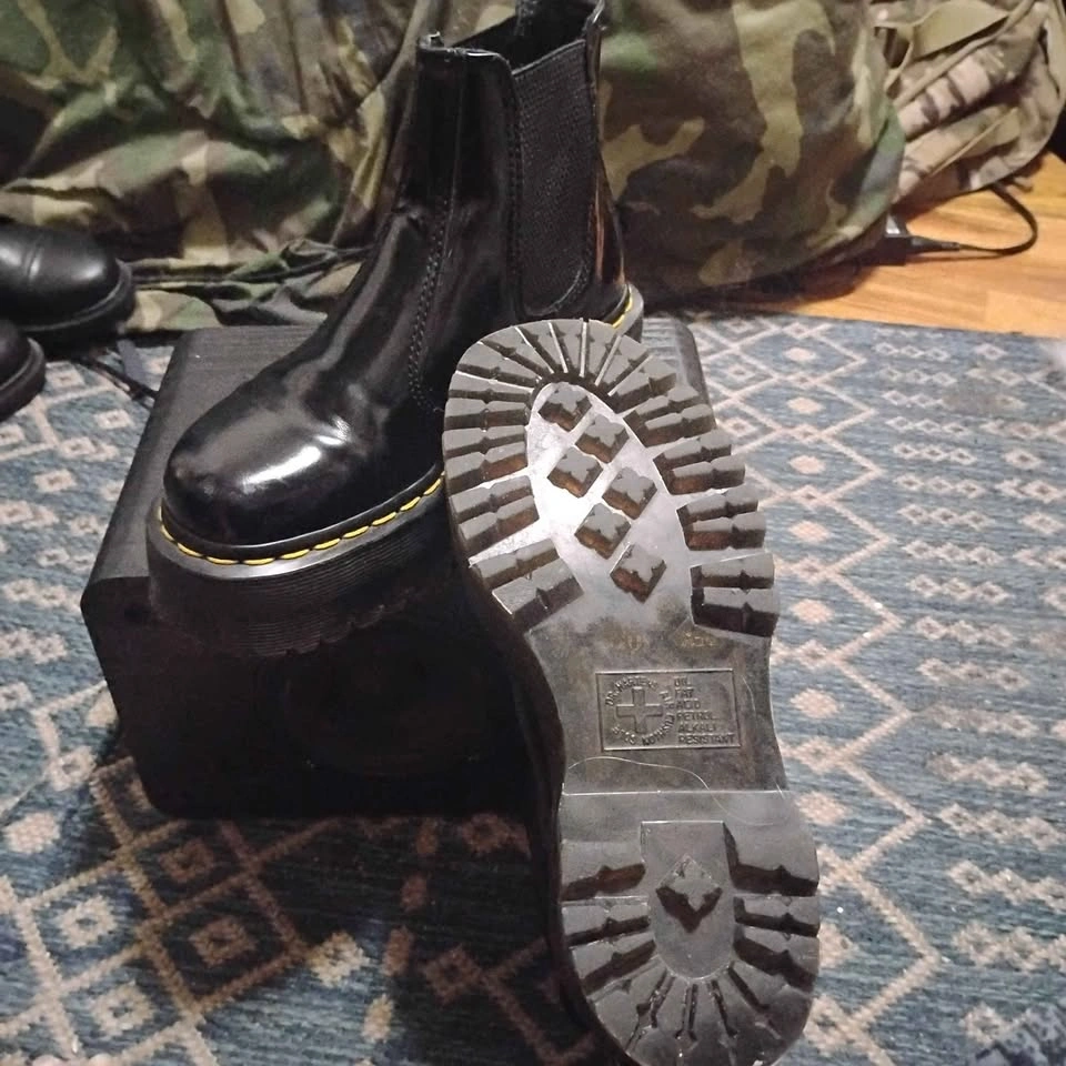 Ladies Dr. Martens - photo 2