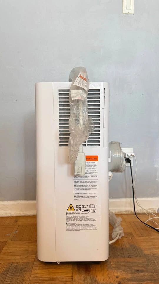 Insignia 14,000 BTU Portable Air Conditioner - photo 3
