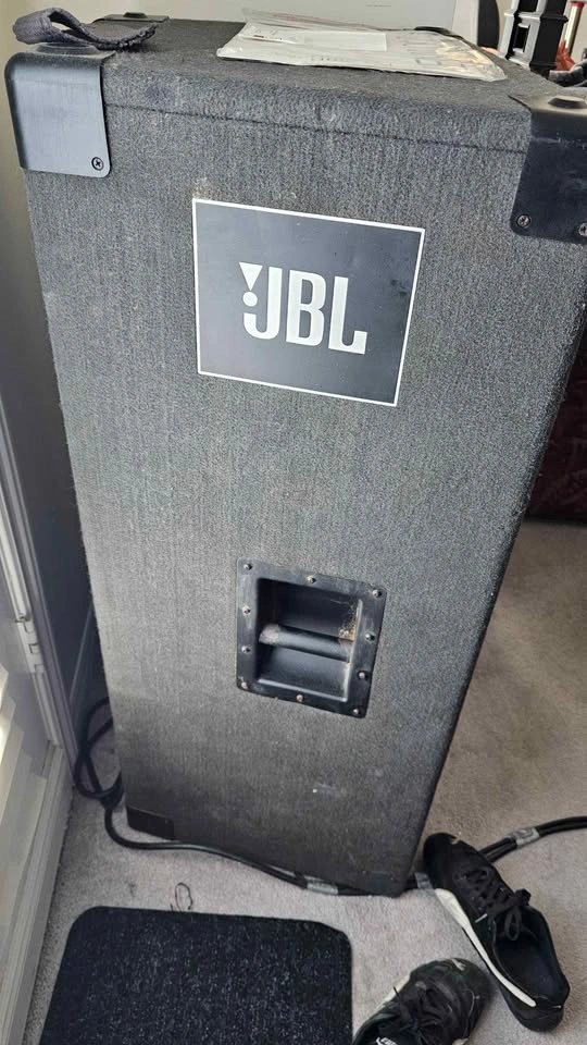 Turnkey Live Sound & DJ PA System + Musician's Gear Bundle - photo 2