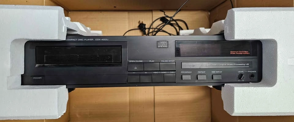 Vintage Yamaha CDX-400U Natural Sound CD Player - Brand New in B - photo 3