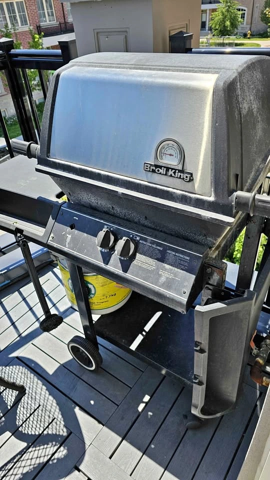 Broil King 2-Burner Propane BBQ Grill Bundle - 2 Tanks Included!